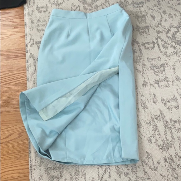 Pencil skirt - Picture 2 of 3